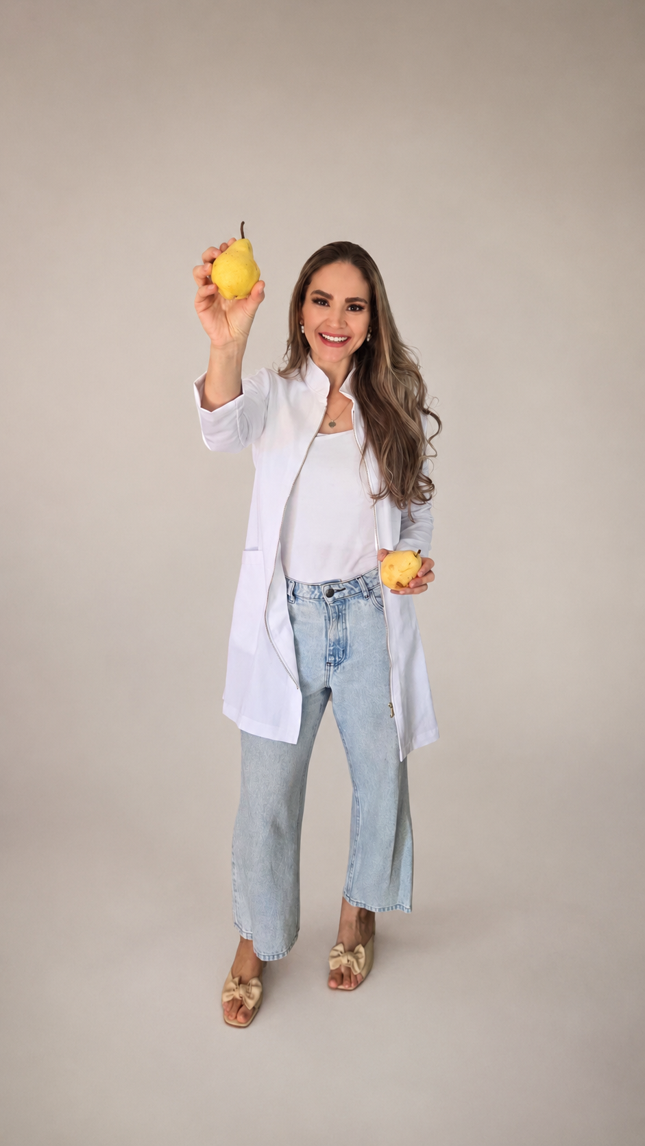 Viviane Fim, Nutricionista e Personal Trainer, em seu consultório em Florianópolis